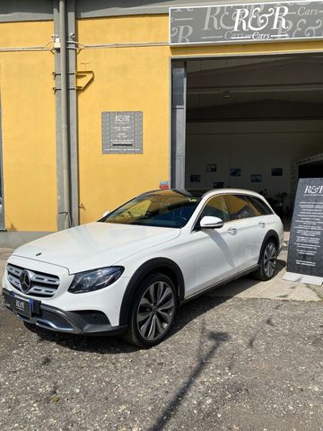MERCEDES-BENZ Mercedes-benz E 220 d S.W. 4Matic Auto Premium A