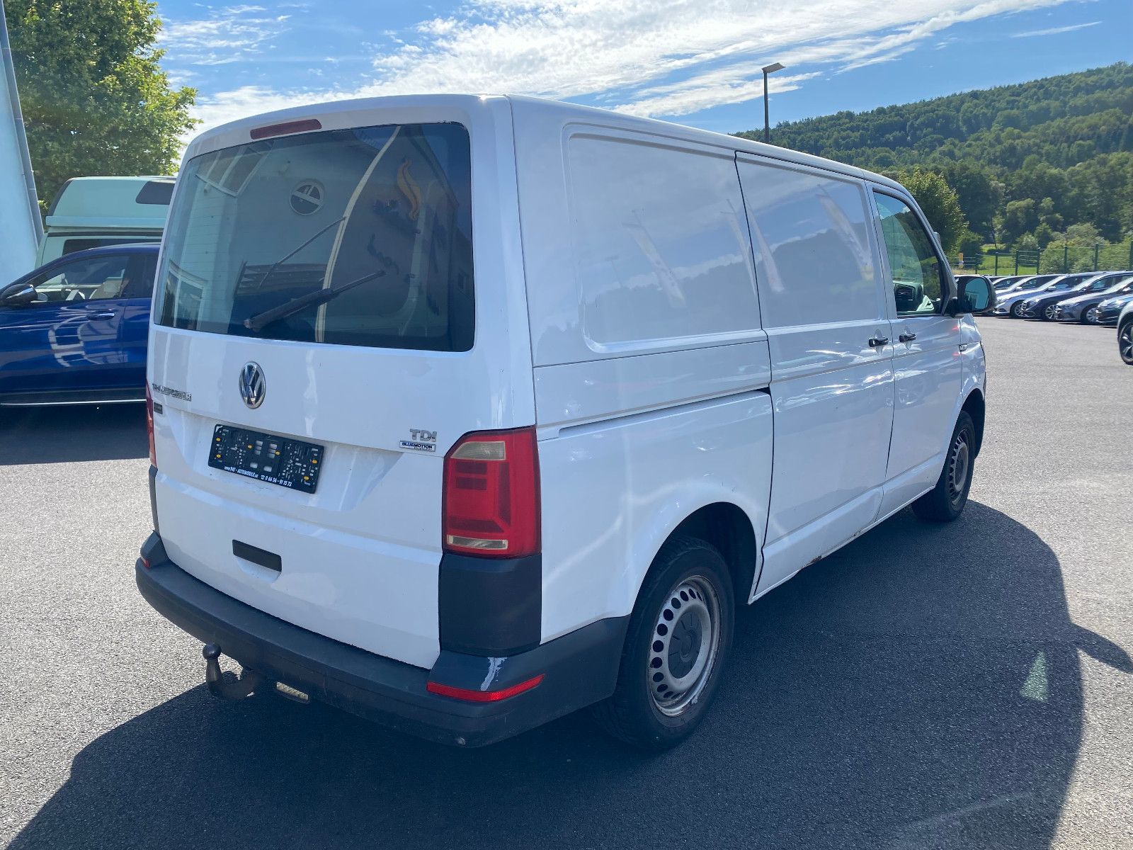 Fahrzeugabbildung Volkswagen T6 Transporter EcoProfi 3-Sitzer AHK SHZ Klima