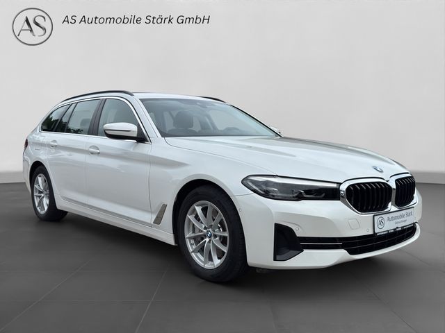 Fahrzeugabbildung BMW 530d Touring xDrive+LED+Kamera+Leder+DAB