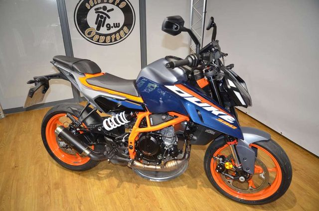 KTM 390 Duke Remus + Quickshifter