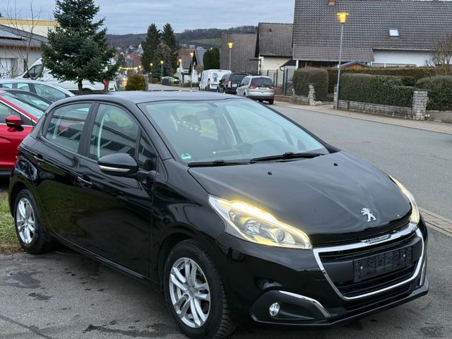 Peugeot 208 Active* NEU TÜV *KLIMA*