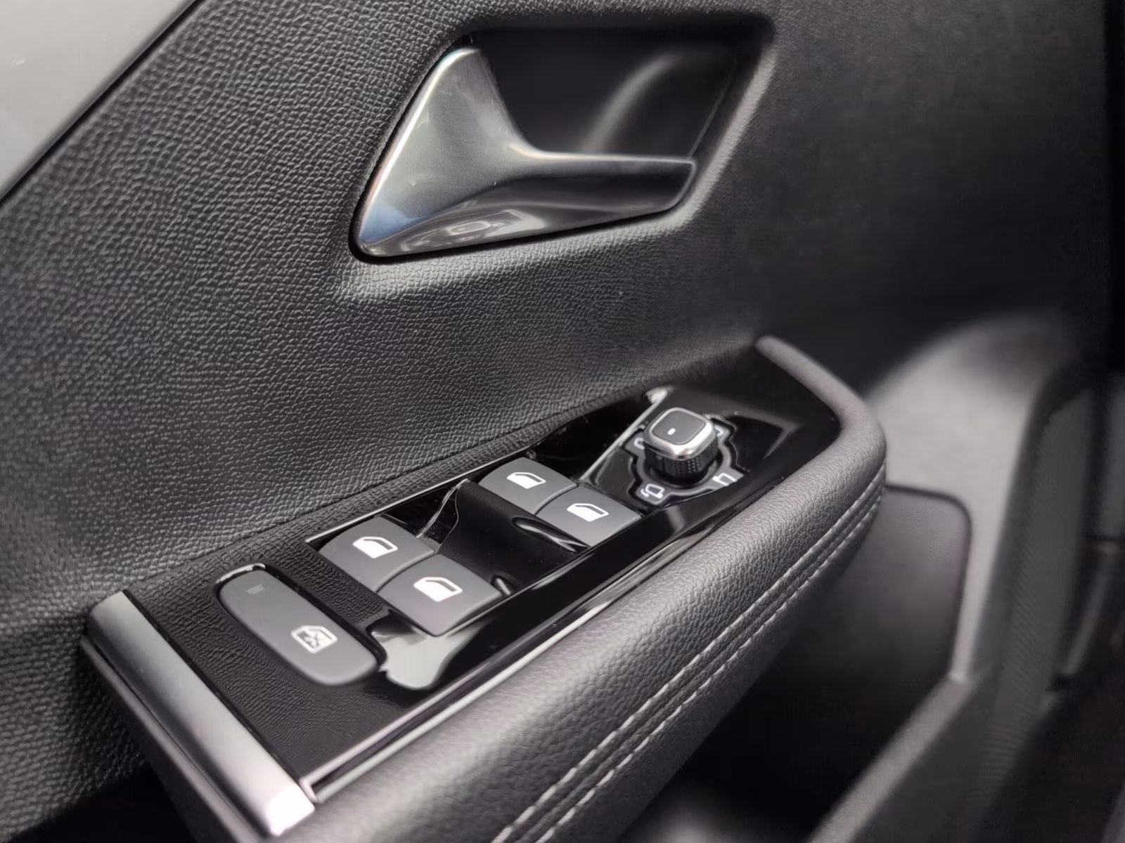 Opel Astra AT8 GS Navi S-Dach HuD IntelliLux ACC, миниатюра 26