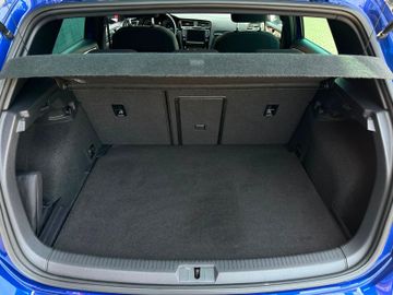 Volkswagen Golf - 7