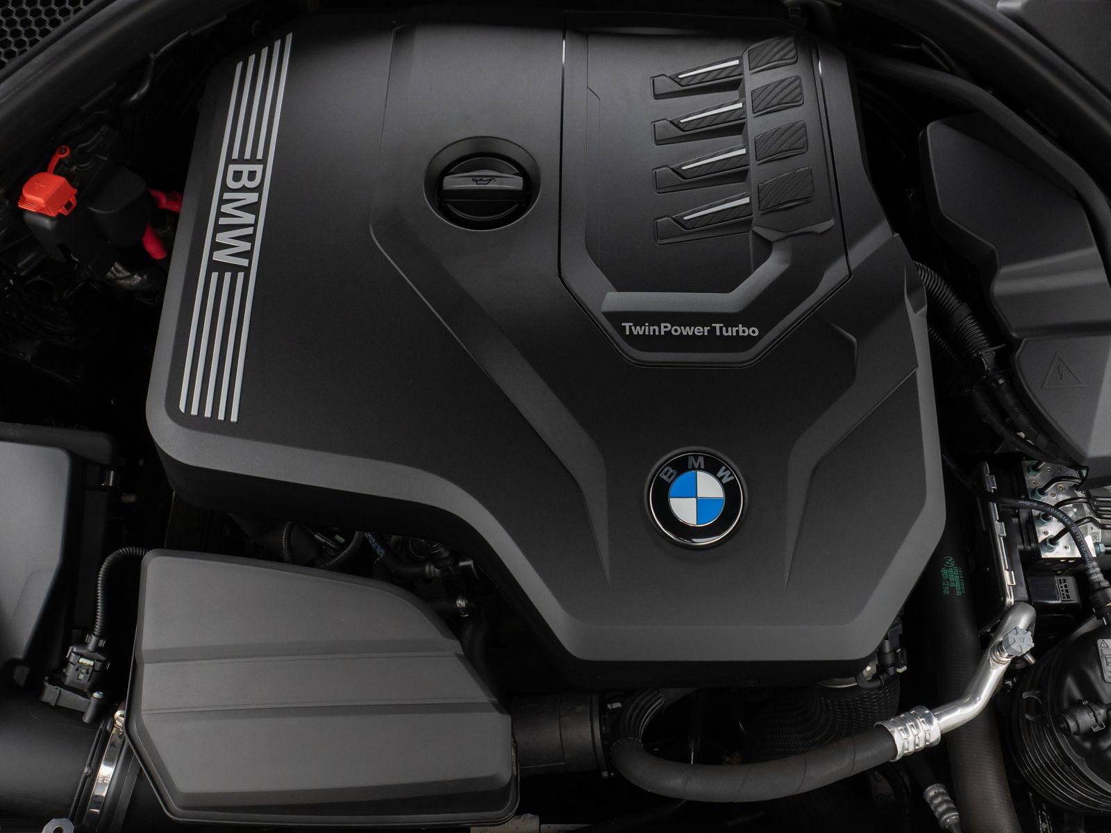 Fahrzeugabbildung BMW 320i CockPit+ DAB PDC LED Lordos Sitzhzg Komfort