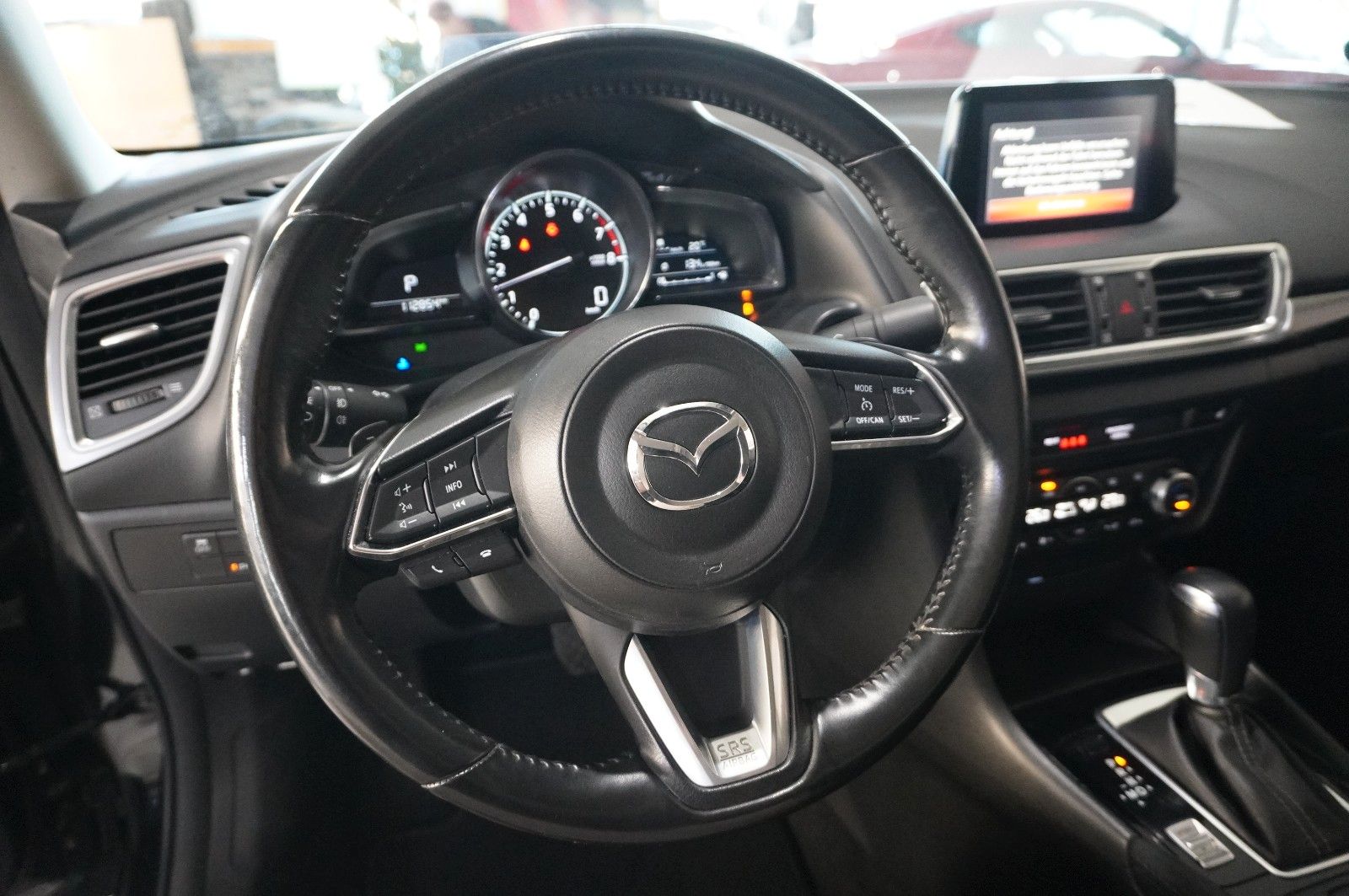 Fahrzeugabbildung Mazda 3 Lim. 2.0 OPTIMUM NAVI/LED/KAMERA/TEMP./HUD/AHK