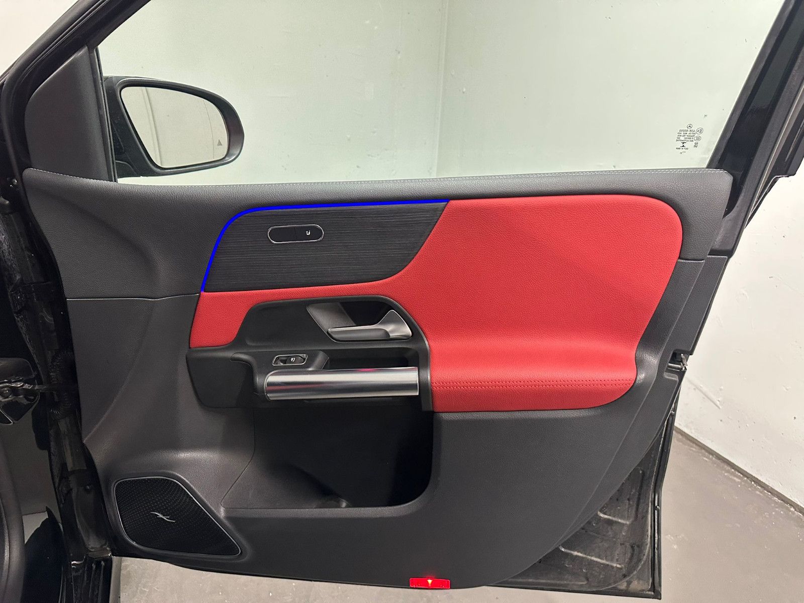 Fahrzeugabbildung Mercedes-Benz B 250 e *AMG-LINE*NIGHT*360*KEYLESS*LEDER*