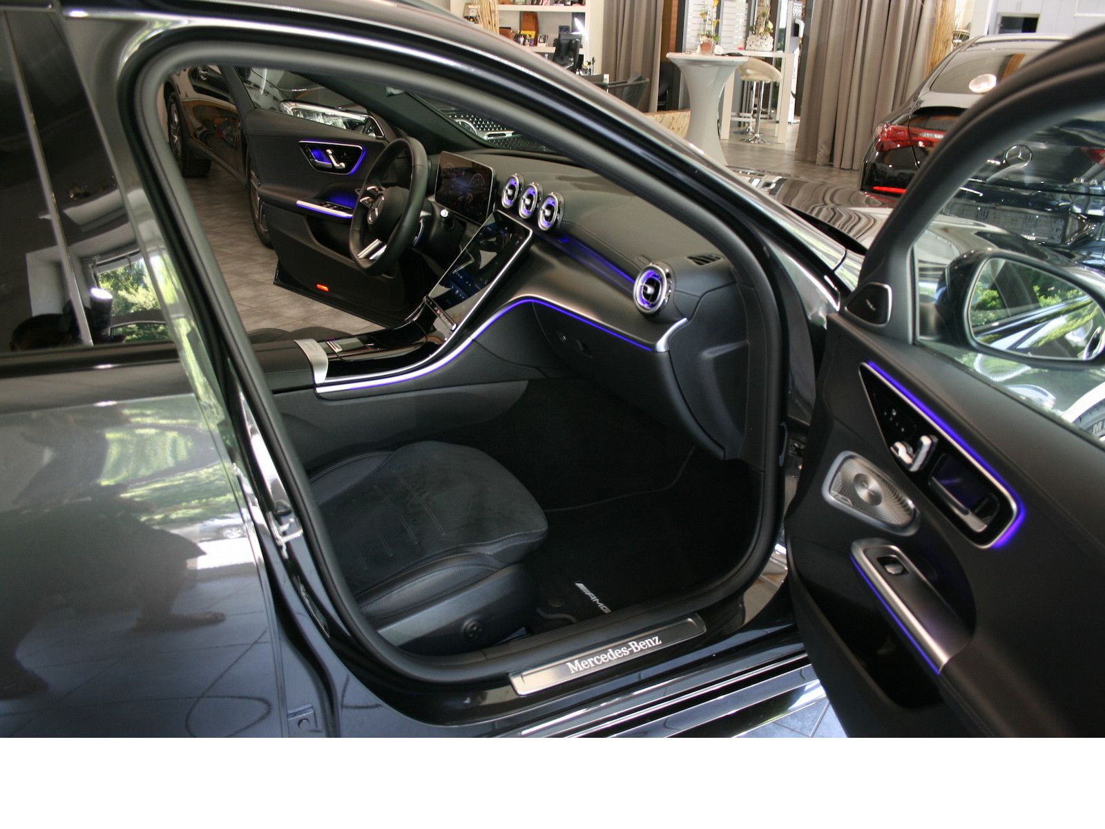 Fahrzeugabbildung Mercedes-Benz C 200 Td AMG *Burmester*Distronic*Night*Memory