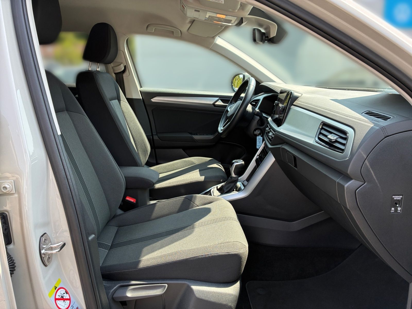Volkswagen T-Roc - Bild 16