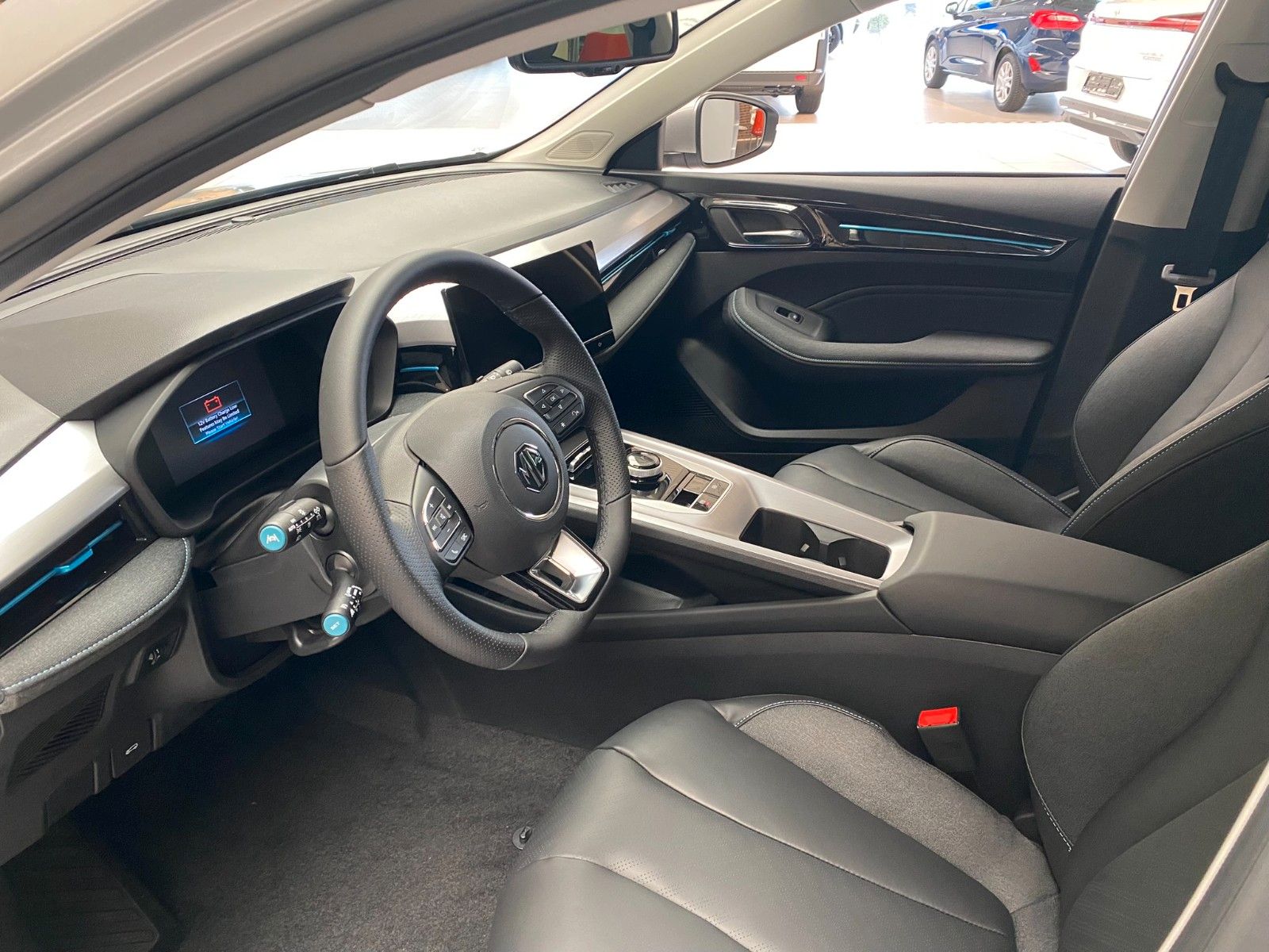 Fahrzeugabbildung MG MG5 Maximal Luxury 3.000,-€ Ladeguthaben bei Bar