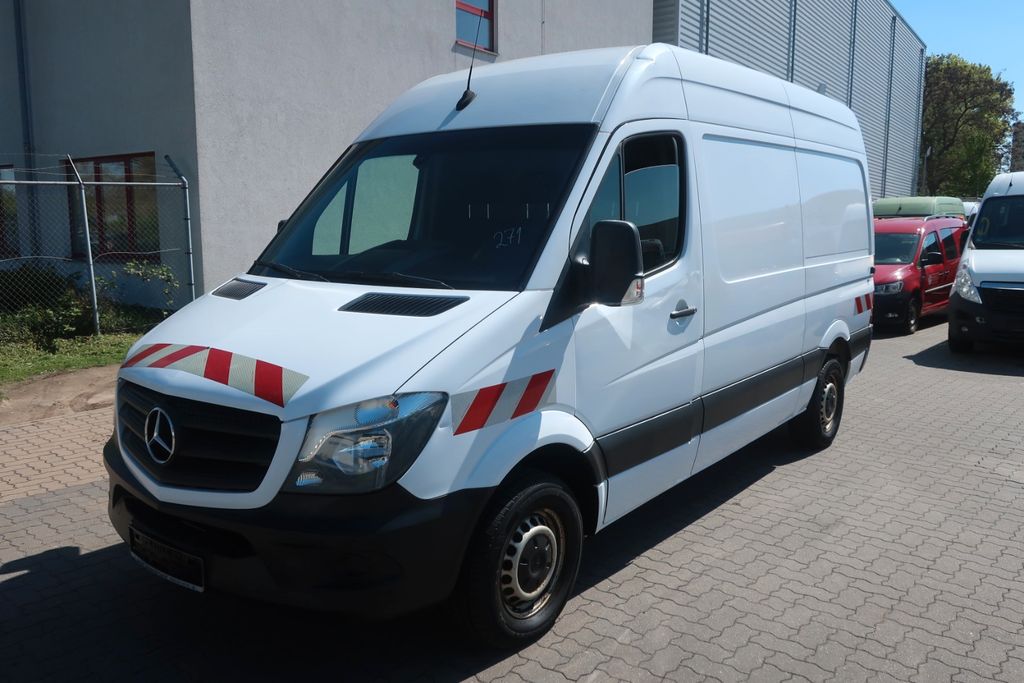 Image of Mercedes-Benz Sprinter