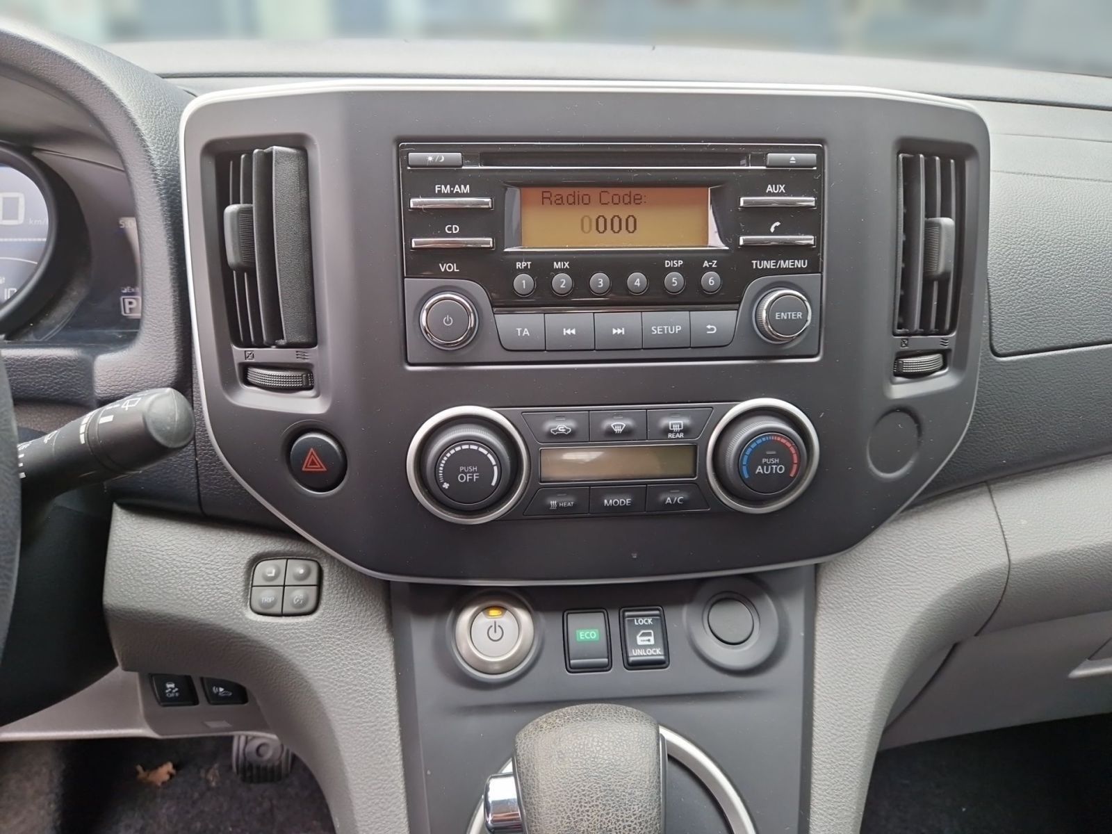 Fahrzeugabbildung Nissan e-NV200 Kasten Comfort Verglasung 40 kw/h *Inves