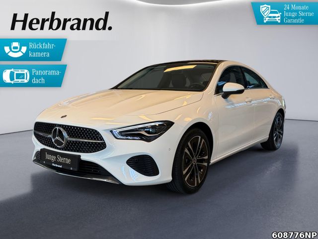 MERCEDES-BENZ CLA 180 Progressive  Pano Kamera Lenkradhzg LED.
