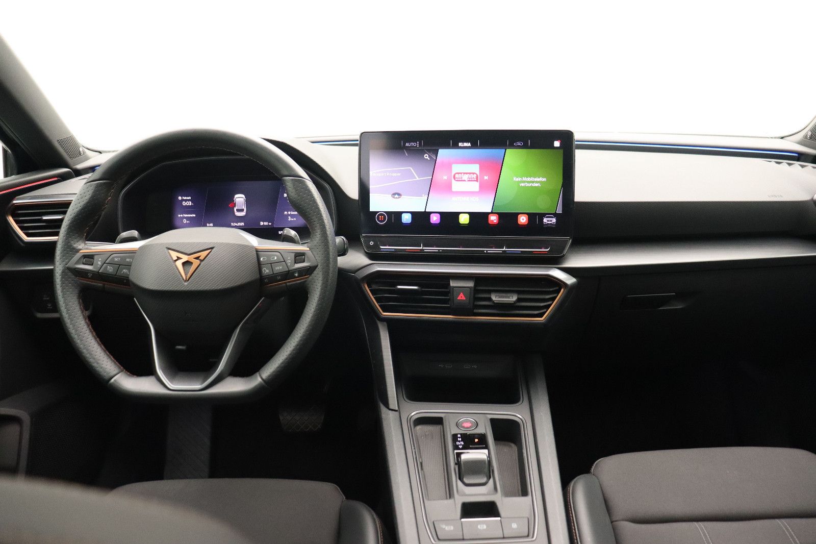 Fahrzeugabbildung CUPRA Leon ST 1.5 eTSI DSG LED Pano Beats