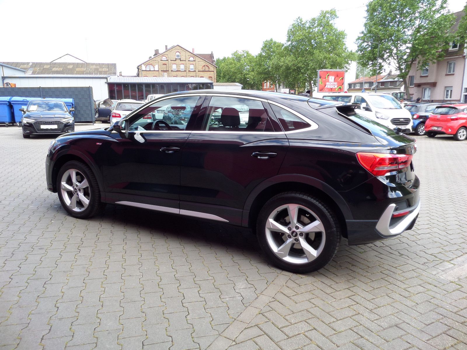 Audi Q3 Sportback 40 TDI quattro S line NAVI-AHK foto 6
