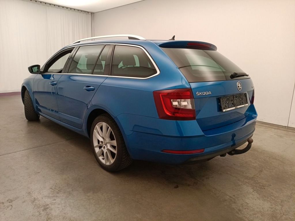 Fahrzeugabbildung SKODA Octavia Combi Style 1.5TSI LED/NAVI/SHZ/AHK