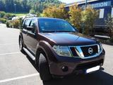 Nissan Pathfinder 2.5 dCi DPF 4WD Automatik - gebrauchte Nissan Pathfinder aus dem Jahr 2012