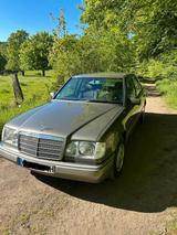Mercedes-Benz Mercedes MB 124 E200 118000 km EZ 12/93 H ... - gebrauchte Mercedes-Benz E 200 aus dem Jahr 1993