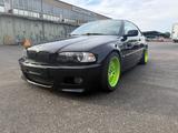 BMW E46 325i - BMW 325 aus 2001: Coupe