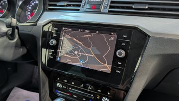 Volkswagen Passat 1.5 TSI Business ACC+LED+CARPLAY+ALU