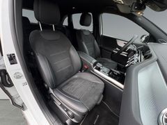 Fahrzeugabbildung Mercedes-Benz B 180 d 8G-DCT Edition 2020 AMG Line 1.Hand