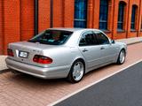 Mercedes-Benz E 55 AMG E 55 T AMG AMG - Mercedes-Benz E 55 AMG mit Panoramadach
