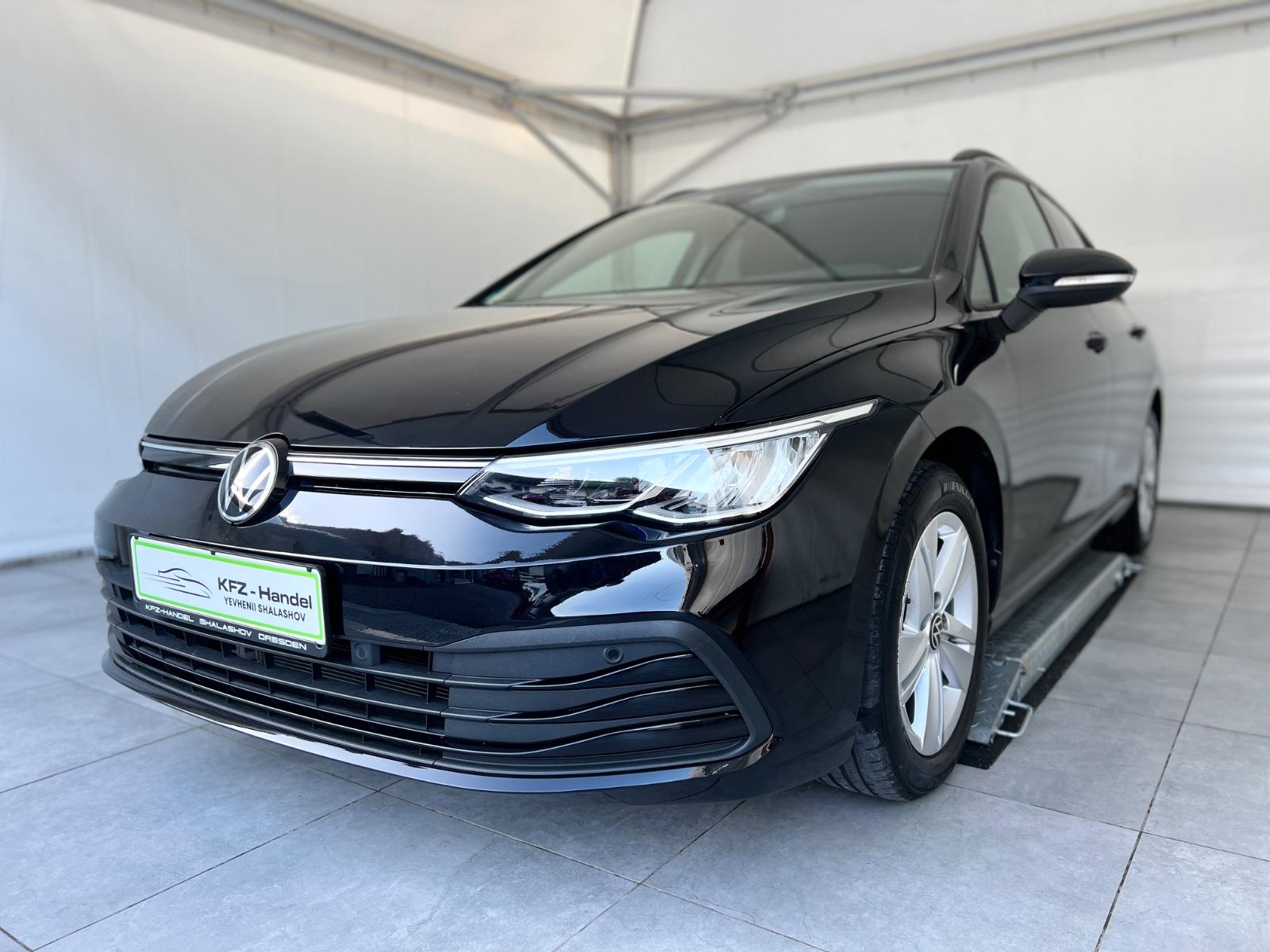 Volkswagen Golf VIII Variant Life