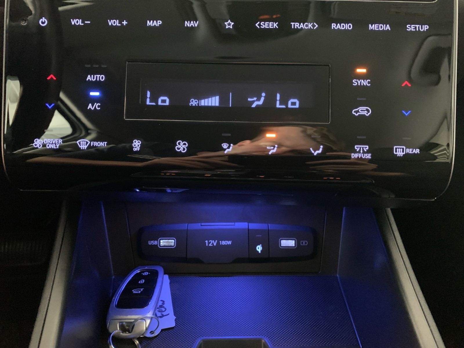 Fahrzeugabbildung Hyundai TUCSON 1.6 T-GDI Trend Plug-In Hybrid 4WD LED