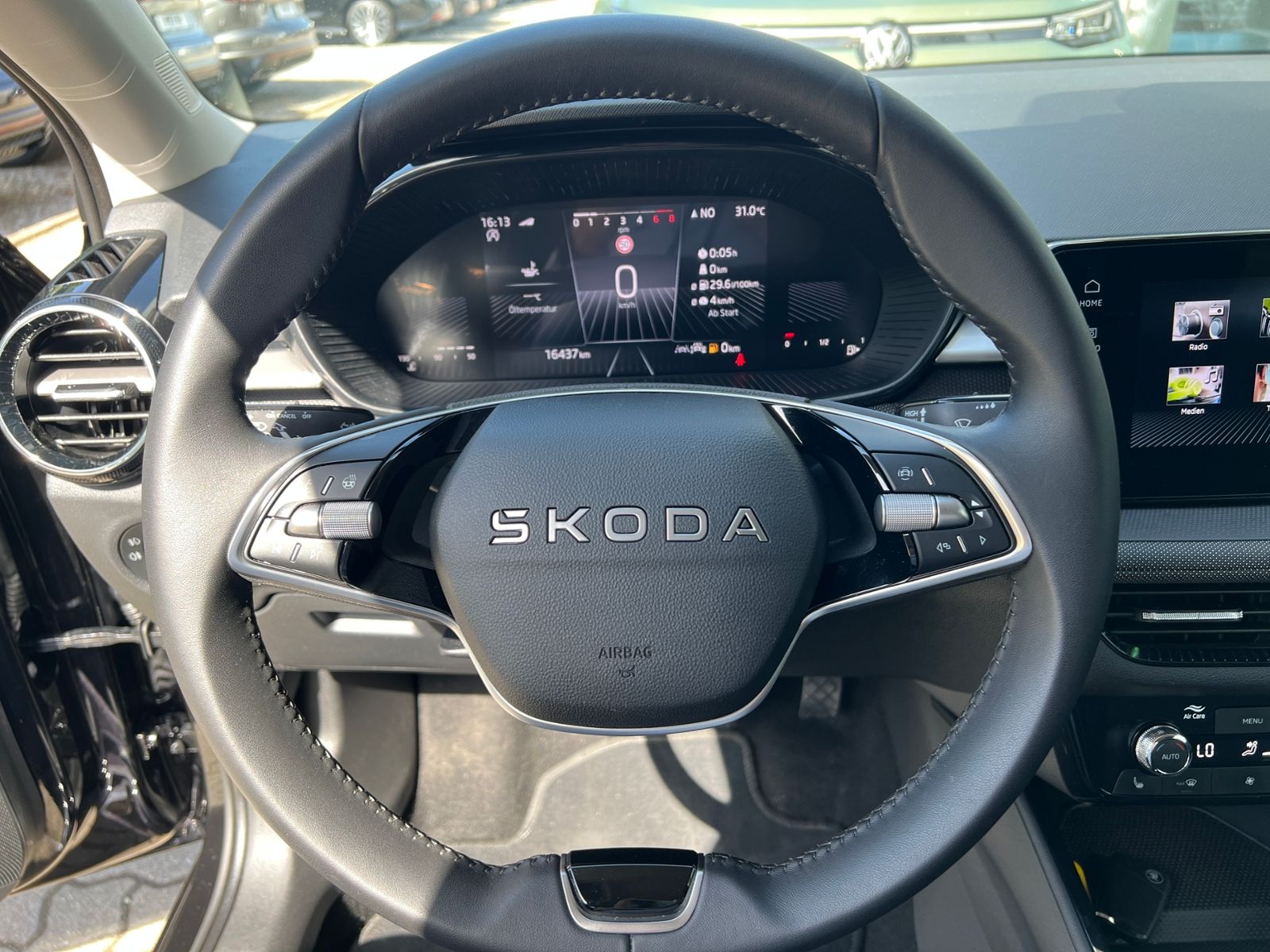 Fahrzeugabbildung SKODA Fabia Selection 1.0 TSI *LED, Climatronic, Sitzh