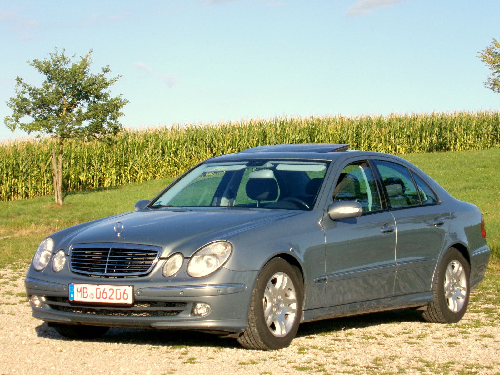 Mercedes Mercedes-Benz E200 Kompressor Avantgarde Service N