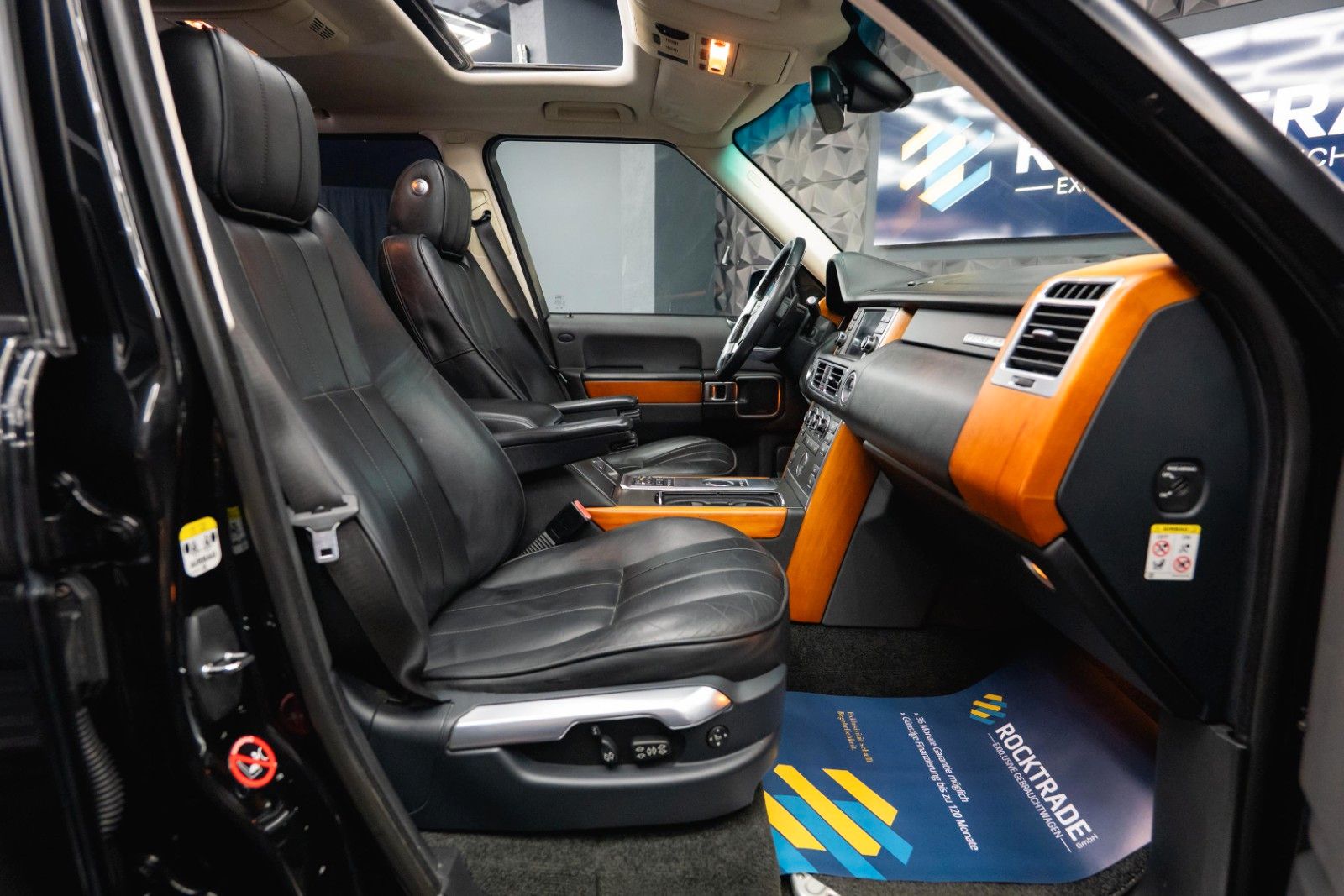 Fahrzeugabbildung Land Rover Range Rover V8 4.4 TD Vogue | Turbo + TÜV NEU