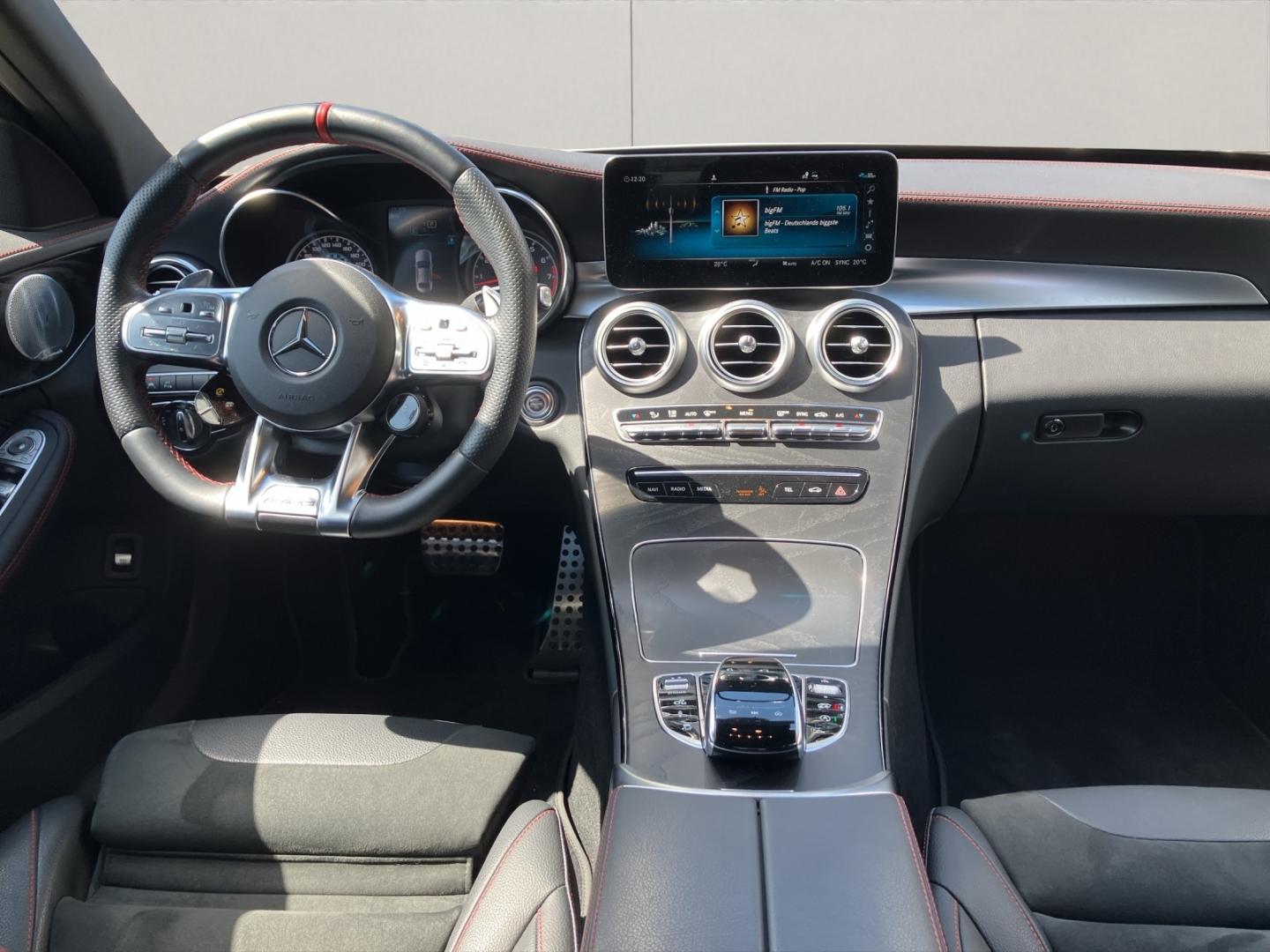 Mercedes-Benz C 43 AMG 4Matic+PANO+NAV+BURMESTER !!