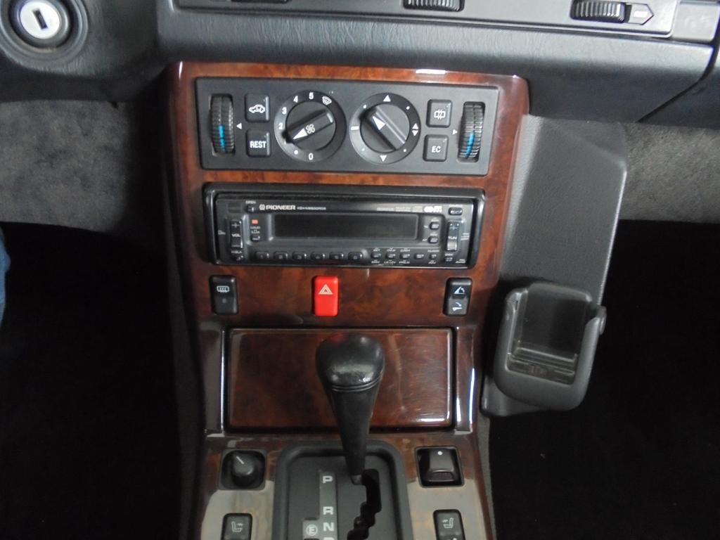 Mercedes-Benz SL 300