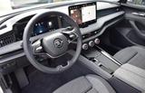 Skoda Superb Combi 1.5 TSI DSG mHEV Selection *Matrix - Skoda Superb aus 2025
