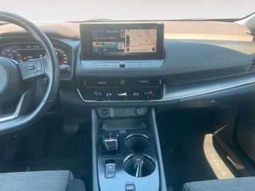 Nissan X-Trail - 11