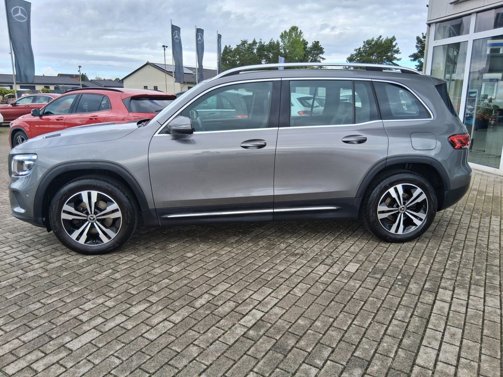 Mercedes-Benz GLB 200