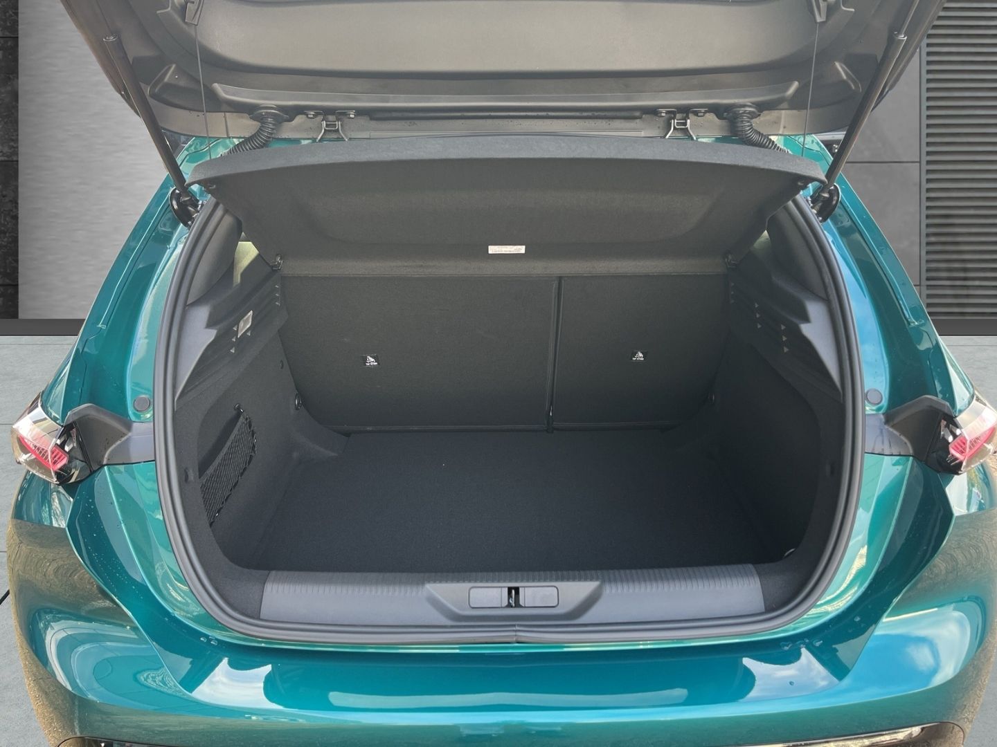 Peugeot 308 - Bild 7