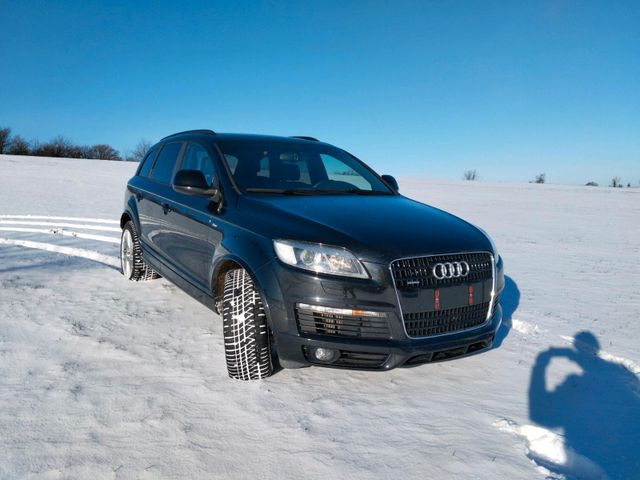 Audi Q7 / S-line / 7 Sitzer