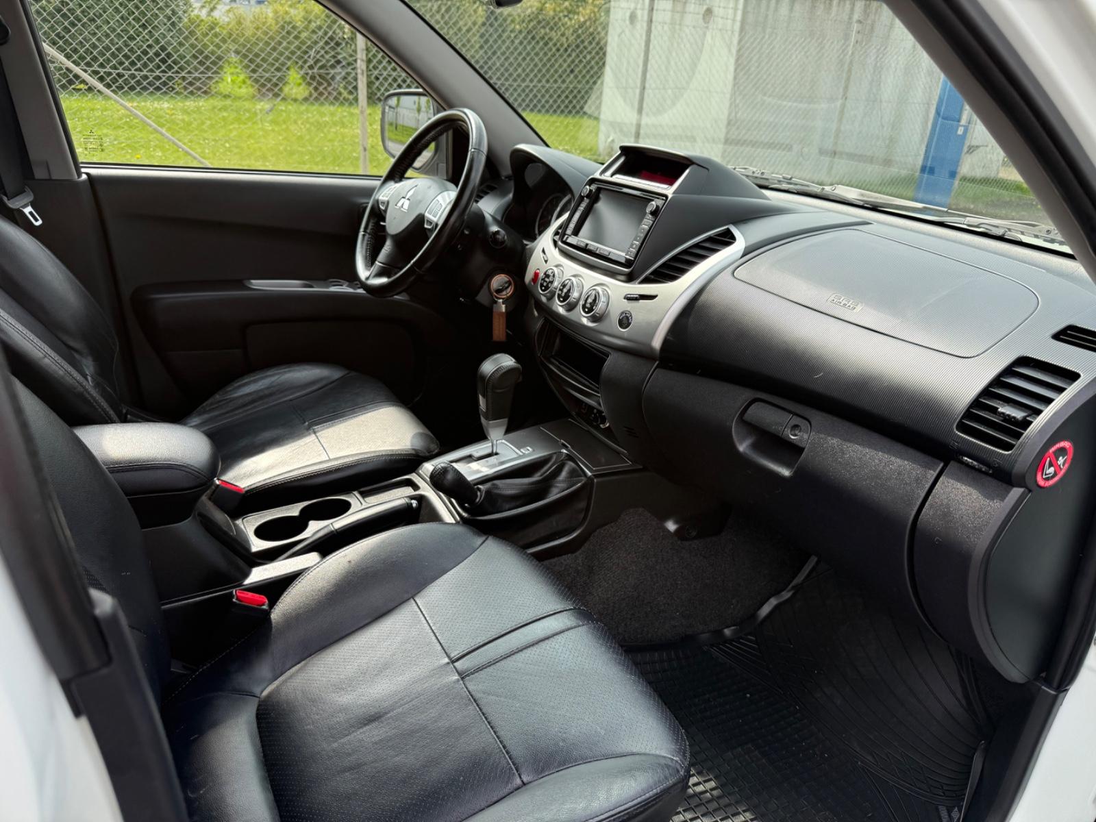 Mitsubishi L200 Diamant Edition Doppelkabine 4WD
