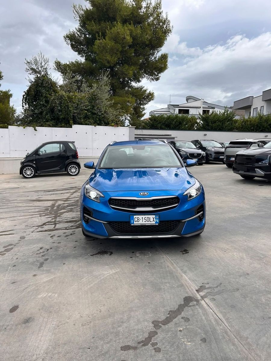 Kia XCeed 1.6 CRDi 115 CV Urban imagem 2