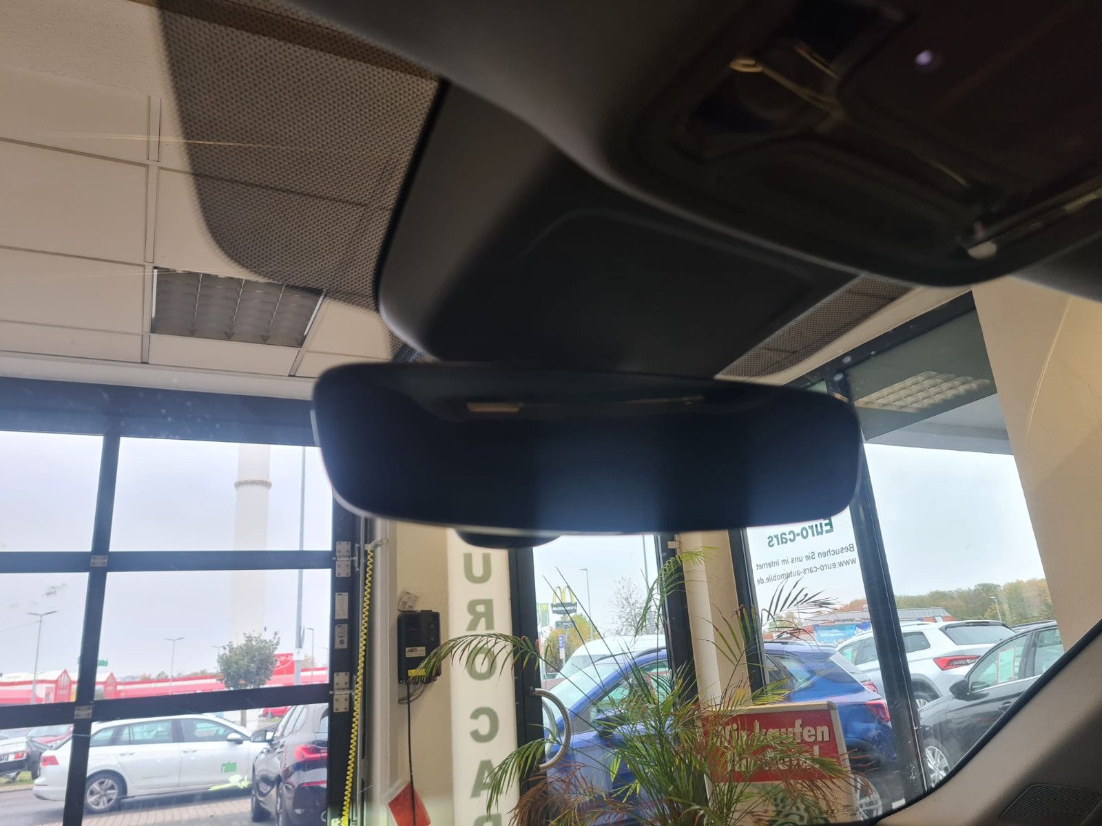 Fahrzeugabbildung Audi Q3 35 TFSI advanced / LED / AHK / KAMERA