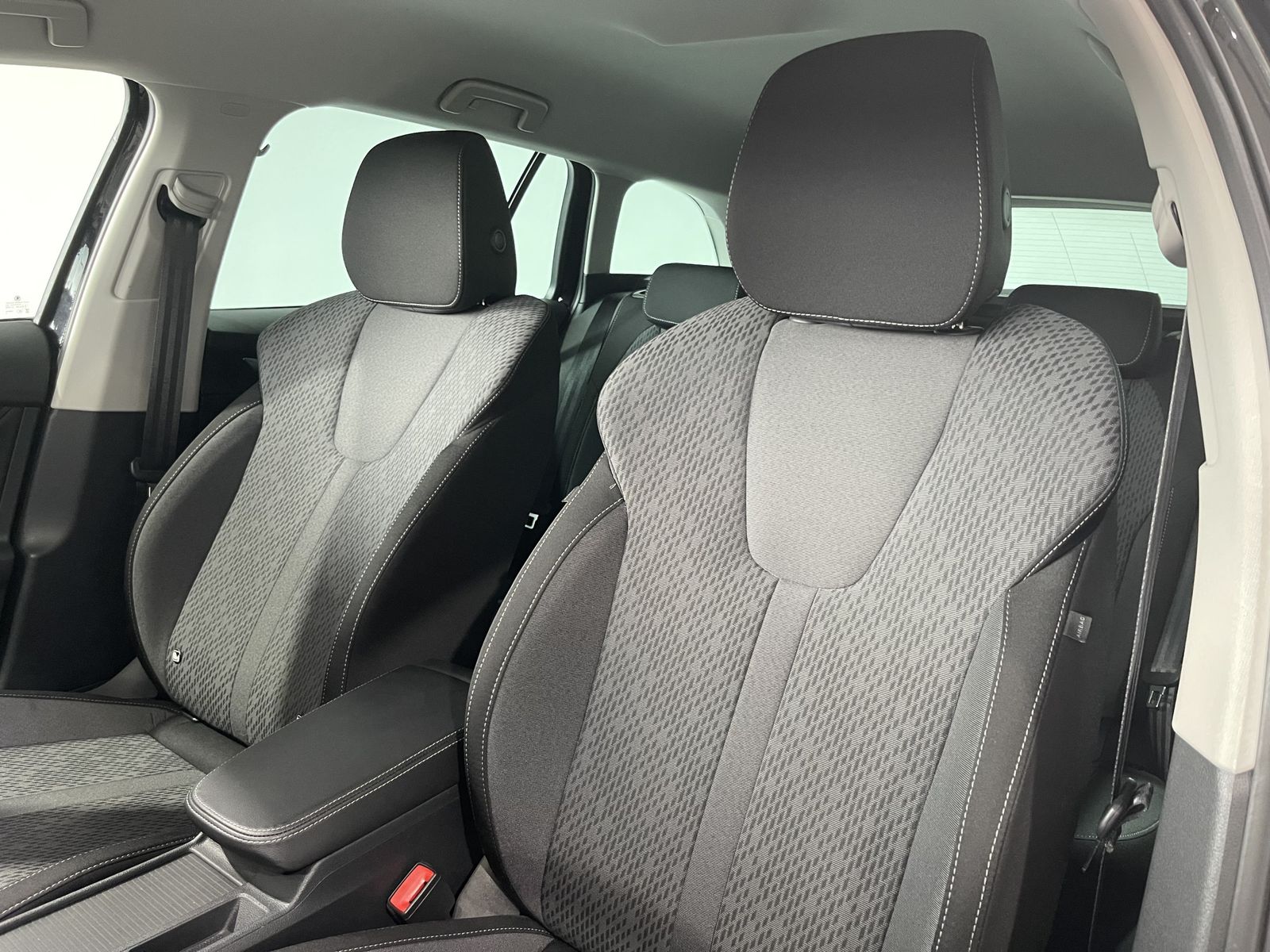 Fahrzeugabbildung SKODA Octavia Ambition 2.0 TDI*AHK*LED*ACC*
