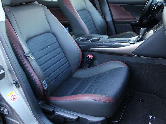 IS 300h "Sport Line" "lückenlos scheckheft"