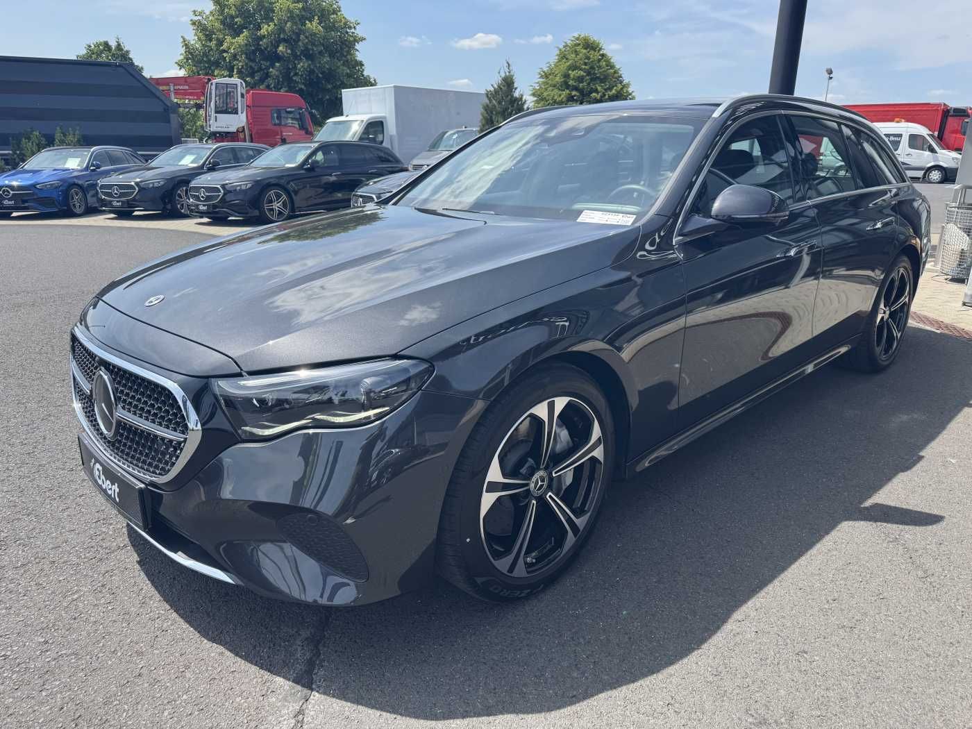 Fahrzeugabbildung Mercedes-Benz E 300de T AHK+Burm4D+Distr+Memory+360