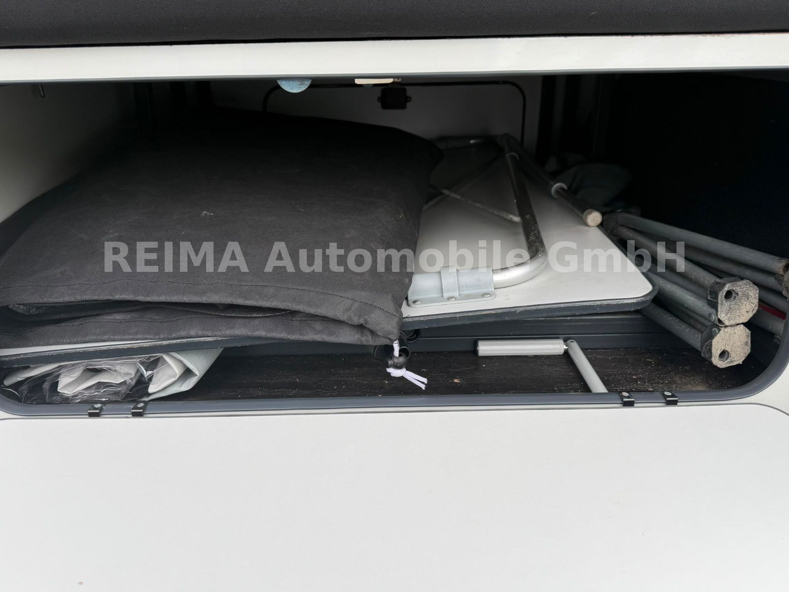 Fahrzeugabbildung Volkswagen T5 2,0 TDi Camper, Solar , 2 Schlafplätze