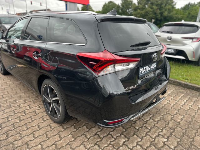 Toyota Auris Touring Sports Team D * Unfall*