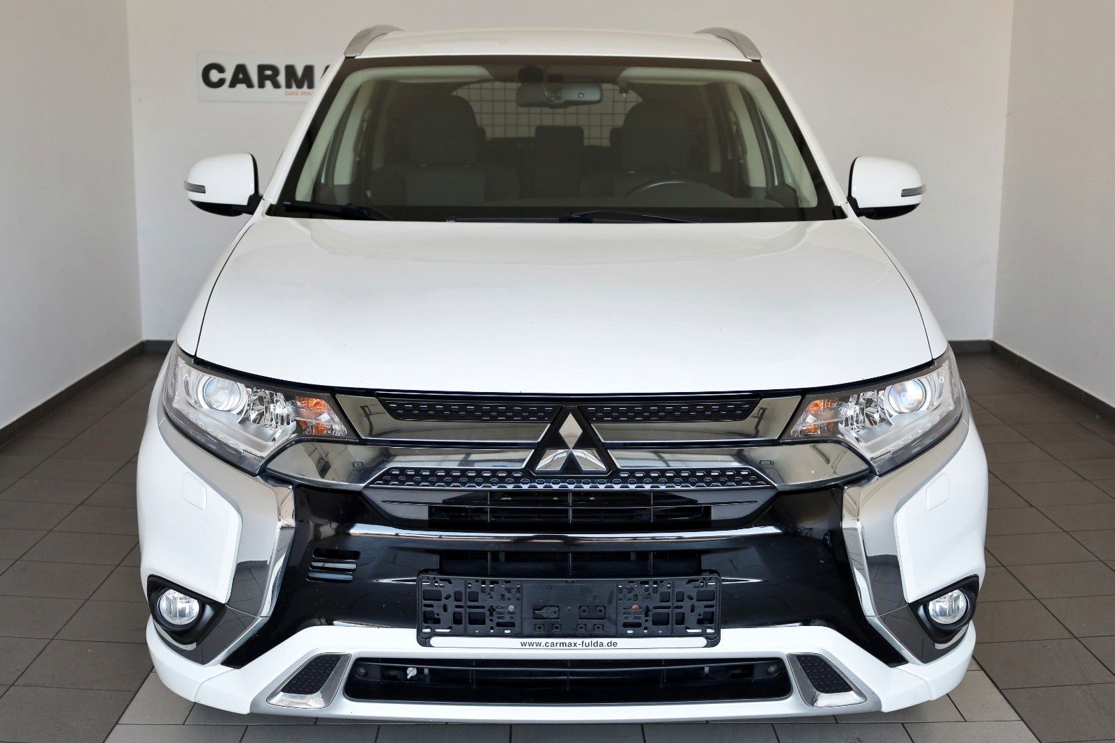 Fahrzeugabbildung Mitsubishi Outlander PHEV 4WD SH,PDC,Kamera,AHK,SR+WR