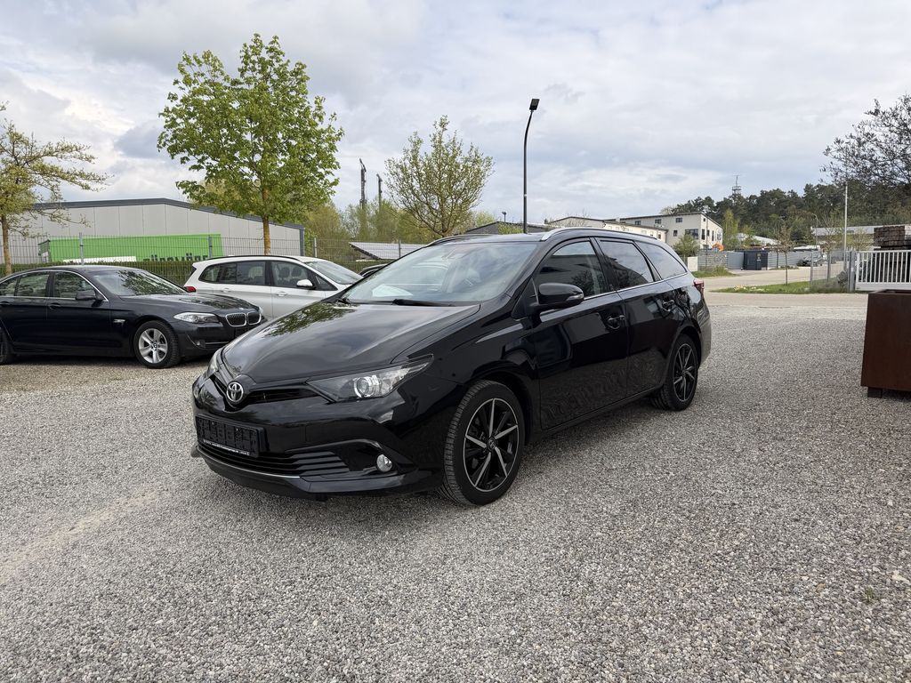Image of Toyota Auris Touring Sports