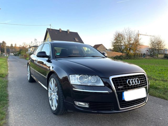 Audi A8 3.2 FSI Quattro Sport-Style Top Zu...