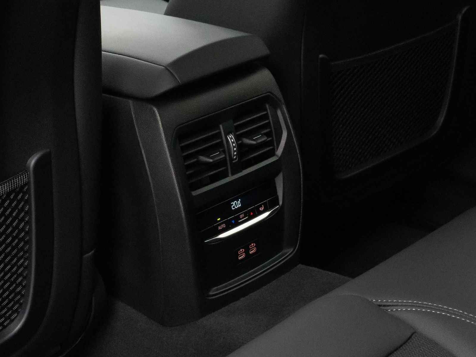 Fahrzeugabbildung BMW i4 eD40 Gran Coupè Kamera DAB CockPit+ Sport LED