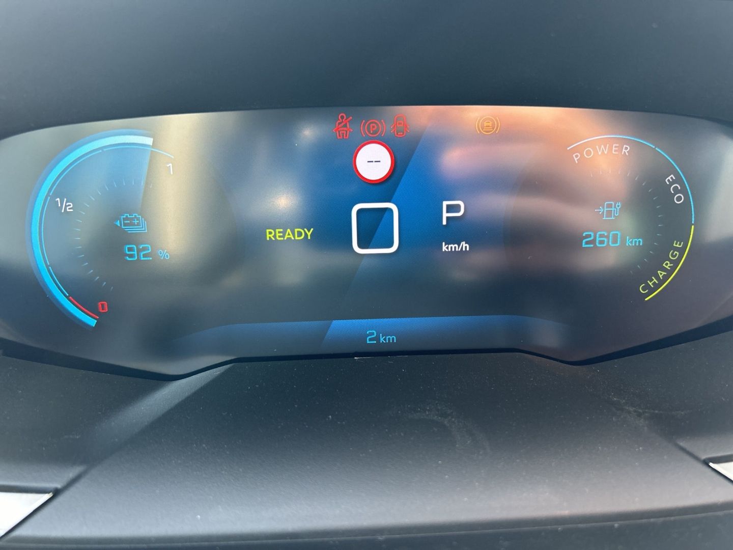 Fahrzeugabbildung Peugeot Rifter GT Elektromotor L2 136